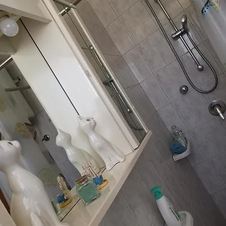 I Due Delfini Feriehus Diso